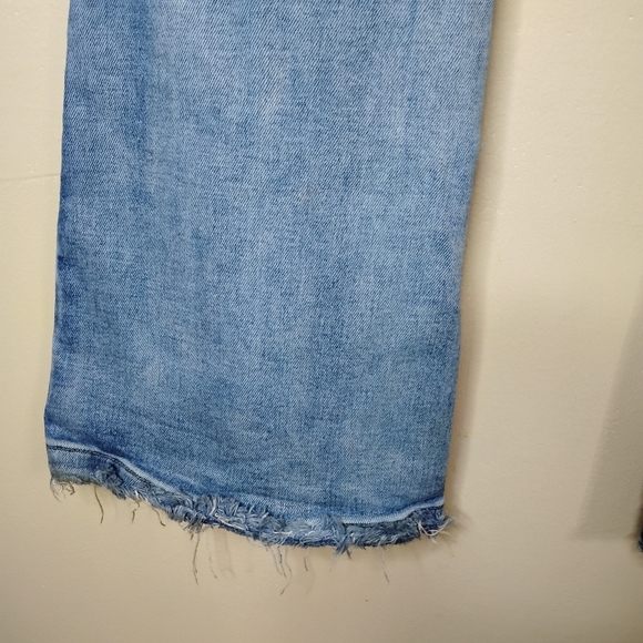Altar’d State Flare Jeans 9/31 Distressed Raw Hem Button Fly Medium Wash 32 - Picture 4 of 8